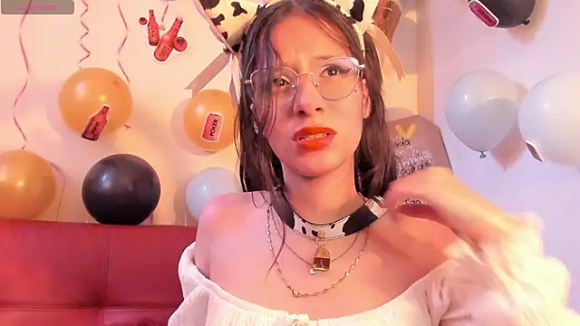 Snapshot of Misha_Lover chatting on September 22, 8:44 pm Misha Lover online show from September 22, 8:44 pm