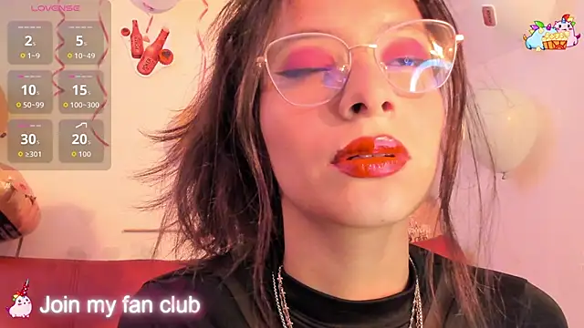 Snapshot of Misha_Lover chatting on September 25, 8:45 pm Misha Lover online show from September 25, 8:45 pm