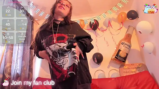 Snapshot of Misha_Lover chatting on September 29, 8:35 pm Misha Lover online show from September 29, 8:35 pm