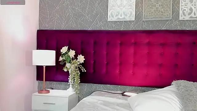 Snapshot of LiaCathaleya chatting on February 14, 8:16 pm LiaCathaleya online show from February 14, 8:16 pm