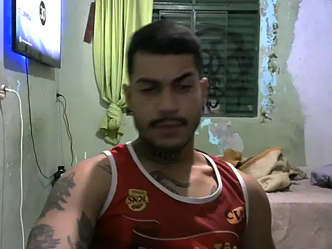 Snapshot of TiagopirocudoMG chatting on April 22, 12:50 pm TiagopirocudoMG online show from April 22, 12:50 pm
