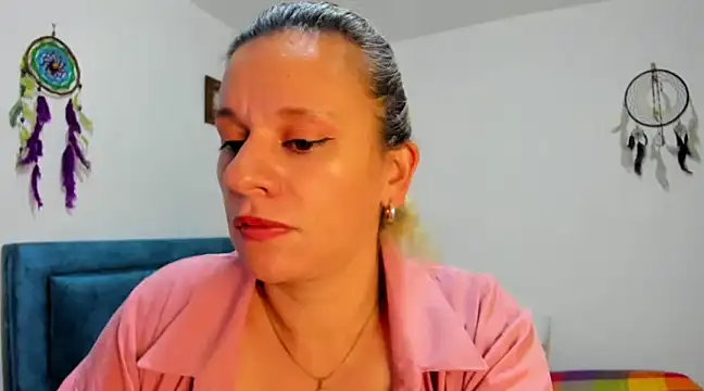 sofi saliva2511 online show from February 26, 8:22 pm