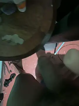 Snapshot of Gruesa14 chatting on July 28, 5:14 am Gruesa14 online show from July 28, 5:14 am