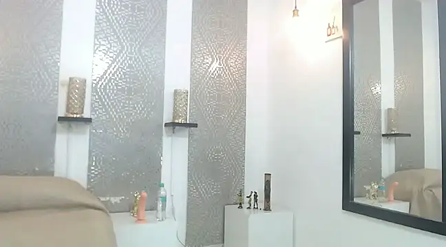Snapshot of leyli_ass chatting on January 4, 7:34 pm leyli ass online show from January 4, 7:34 pm