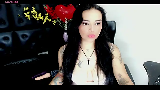 Carolaine01 online show from February 17, 10:03 pm