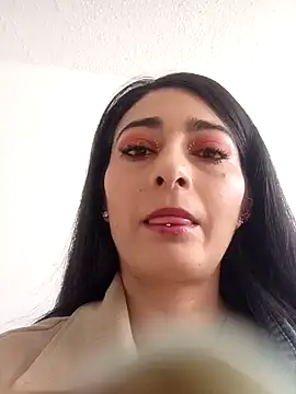 BELLA--26 online show from January 17, 2:39 pm
