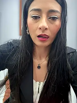 BELLA--26 online show from December 16, 1:49 pm