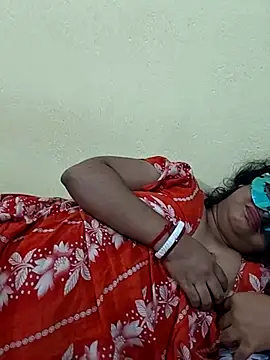  MilkyBar online show from July 21, 5:59 pm