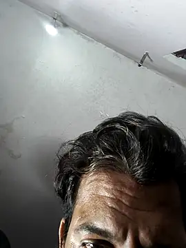 MAGNETICDADDY8 online show from November 27, 8:00 pm