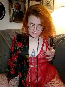Snapshot of inky_ginge chatting on February 21, 11:06 pm inky ginge online show from February 21, 11:06 pm