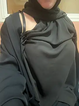 Snapshot of Sindrila_ chatting on January 16, 11:26 am Sindrila online show from January 16, 11:26 am