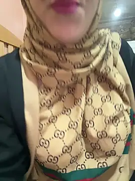 Snapshot of Sindrila_ chatting on January 31, 11:13 am Sindrila online show from January 31, 11:13 am