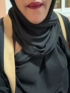 Snapshot of Sindrila_ chatting on February 9, 12:08 pm Sindrila online show from February 9, 12:08 pm