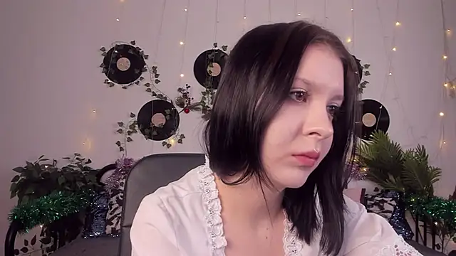 Snapshot of AmeliaVon chatting on January 8, 3:29 am AmeliaVon online show from January 8, 3:29 am