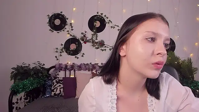 Snapshot of AmeliaVon chatting on January 8, 9:32 am AmeliaVon online show from January 8, 9:32 am