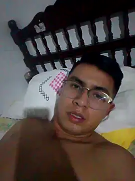 RODRI POLLADURA online show from February 19, 2:55 am