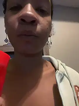 lunalustycumslut online show from February 10, 11:45 pm