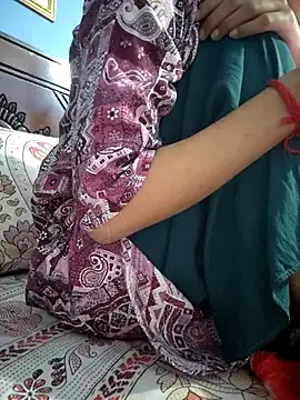 124pakhi online show from March 4, 11:16 am