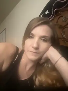 Snapshot of Kitty_DaCocks chatting on October 31, 2:01 am Kitty DaCocks online show from October 31, 2:01 am