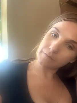 Snapshot of Kitty_DaCocks chatting on November 8, 9:24 pm Kitty DaCocks online show from November 8, 9:24 pm