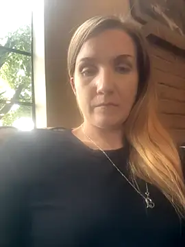 Snapshot of Kitty_DaCocks chatting on November 14, 9:24 pm Kitty DaCocks online show from November 14, 9:24 pm