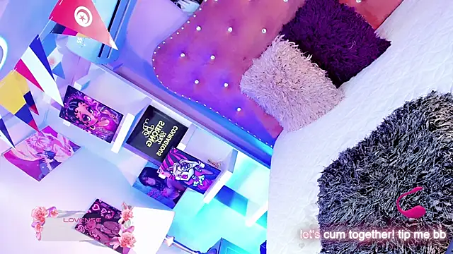Snapshot of Diva_Smith02 chatting on June 12, 11:09 am Diva Smith02 online show from June 12, 11:09 am