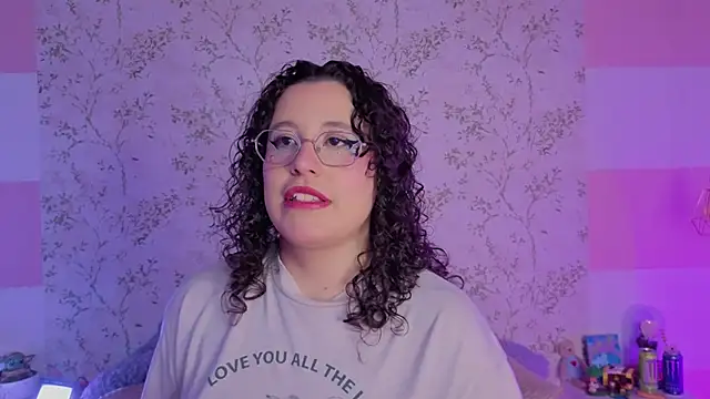 Snapshot of Charlotte__Miller chatting on March 28, 11:32 am Charlotte Miller online show from March 28, 11:32 am