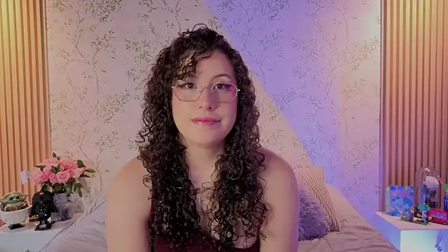 Snapshot of Charlotte__Miller chatting on May 25, 11:38 am Charlotte Miller online show from May 25, 11:38 am
