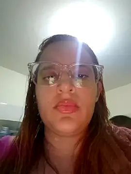 AliceRuivinha2 online show from January 16, 12:45 am