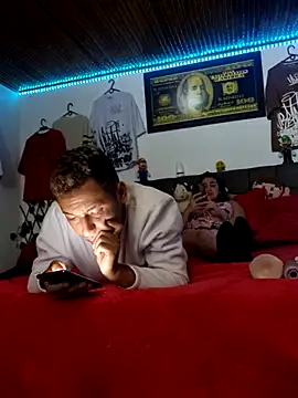 Snapshot of MILLER-LOVE chatting on January 3, 7:06 am MILLER-LOVE online show from January 3, 7:06 am