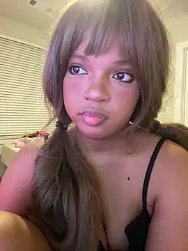 AwkwardJasminee online show from February 4, 9:04 am