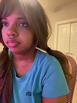 AwkwardJasminee online show from February 10, 12:42 pm