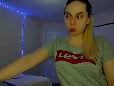 HappyIva online show from February 27, 9:54 am