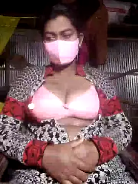 Snapshot of YERY_HOT chatting on January 23, 7:18 pm YERY HOT online show from January 23, 7:18 pm