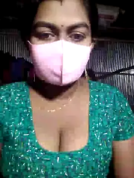 Snapshot of YERY_HOT chatting on January 31, 10:20 am YERY HOT online show from January 31, 10:20 am