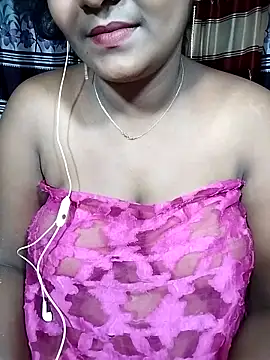 Snapshot of YERY_HOT chatting on March 4, 8:49 pm YERY HOT online show from March 4, 8:49 pm