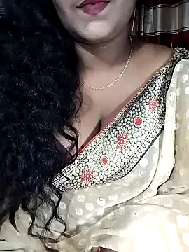 Snapshot of YERY_HOT chatting on October 10, 5:23 pm YERY HOT online show from October 10, 5:23 pm