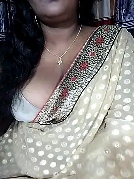 Snapshot of YERY_HOT chatting on October 25, 5:51 pm YERY HOT online show from October 25, 5:51 pm