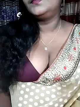 Snapshot of YERY_HOT chatting on November 1, 5:59 pm YERY HOT online show from November 1, 5:59 pm