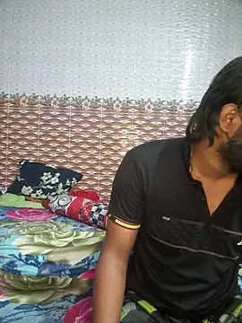 Hot Nila online show from July 3, 2:40 am