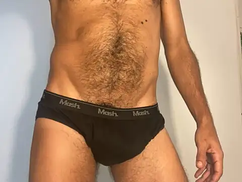 JoaoLenhador online show from February 3, 10:36 am