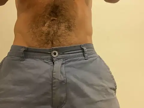 JoaoLenhador online show from March 11, 1:05 am