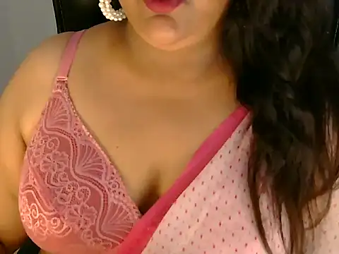 Jenny lovee online show from June 27, 9:25 am