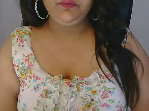 Jenny lovee online show from July 3, 9:27 am
