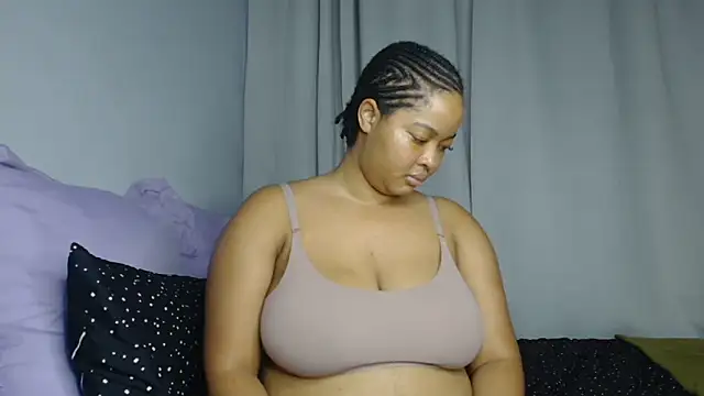 sexytinashe21 online show from February 26, 4:45 pm