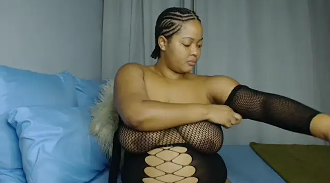 sexytinashe21 online show from March 14, 3:37 am