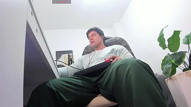 Thom Ohtani online show from November 18, 11:26 pm