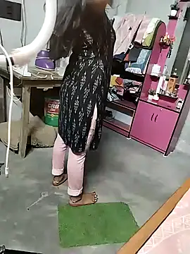 nikitacute23 online show from February 27, 1:38 pm