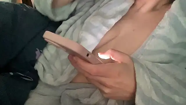 Classy Cassie UK online show from March 13, 8:59 am