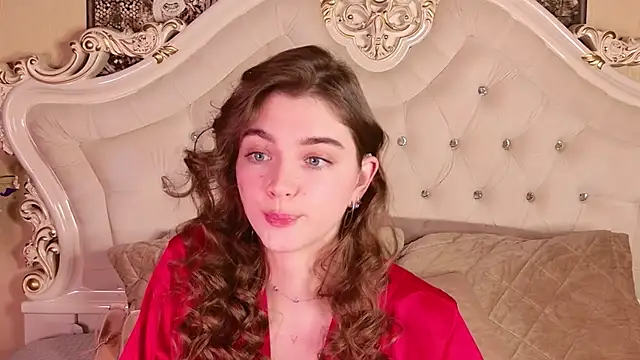 Snapshot of VITA_TESS chatting on October 4, 6:00 am VITA TESS online show from October 4, 6:00 am